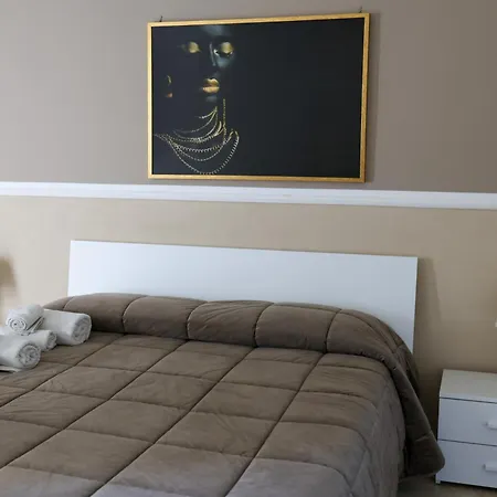 Dominique Comfort Apartment *