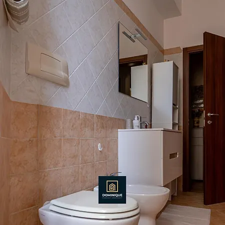 Dominique Comfort דירה
