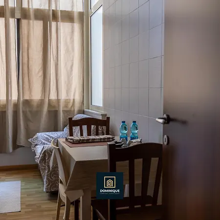 Dominique Comfort דירה *